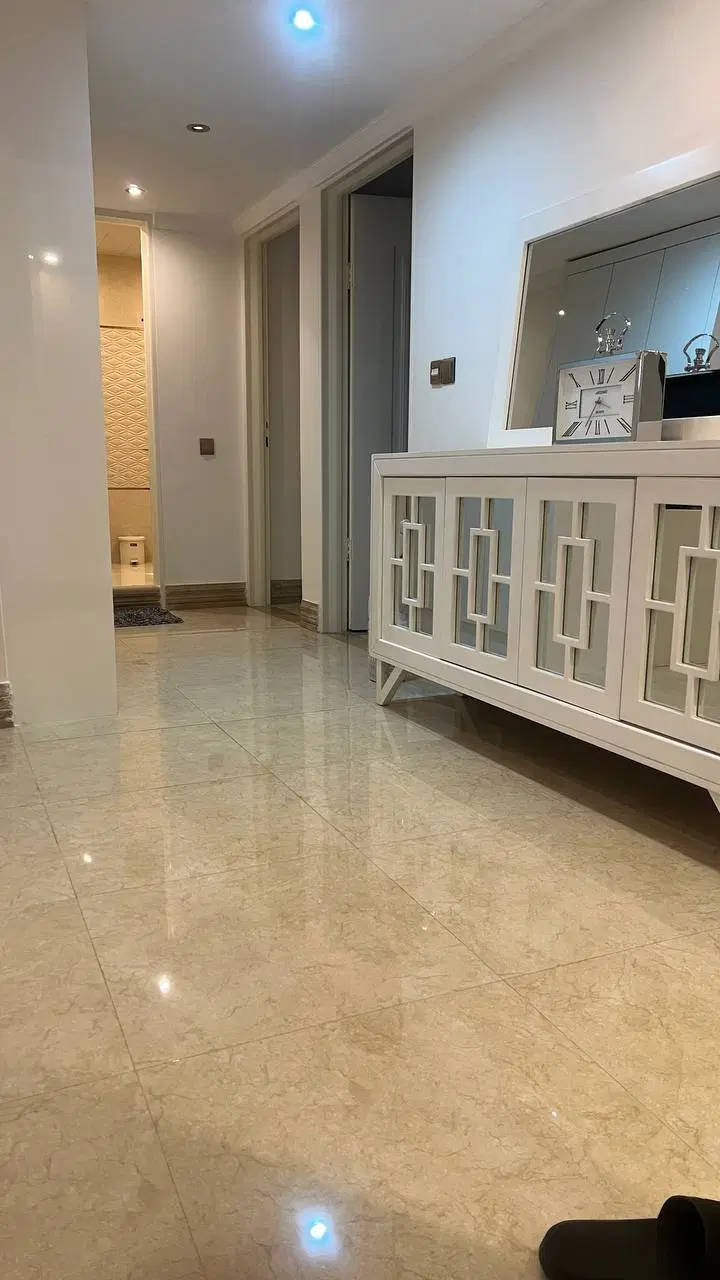 آپارتمان پشت لوتوس ۱۴۱ متر