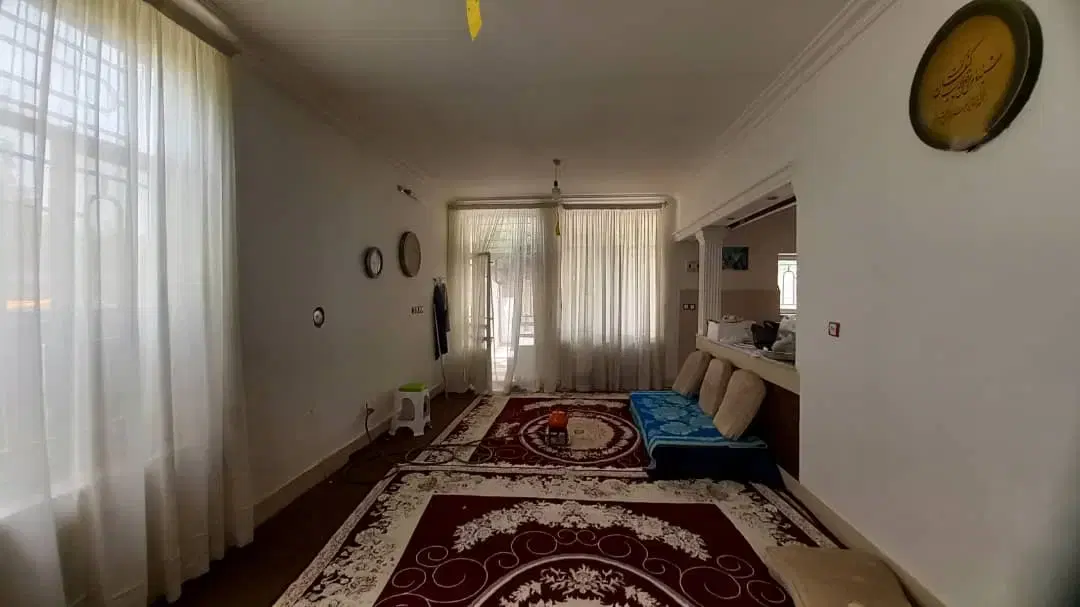۶دانگ داخل روستا ۲۳۰ متر