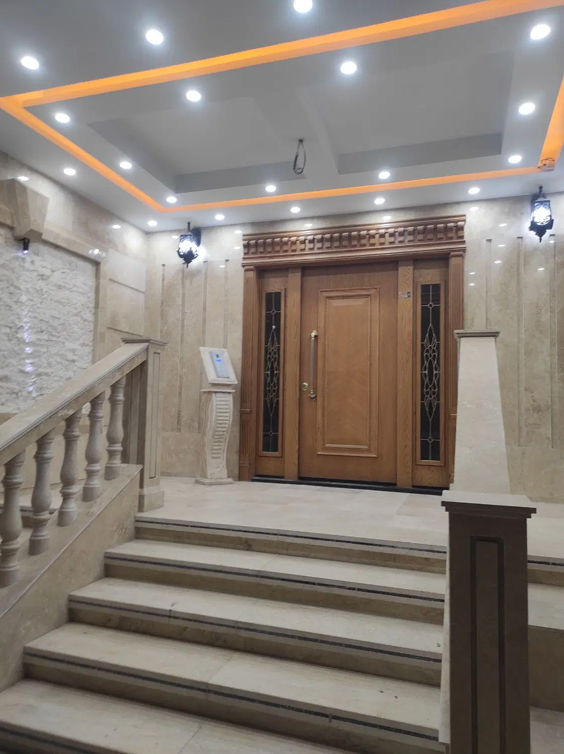 آپارتمان 140متری نوساز،فول،لوکس