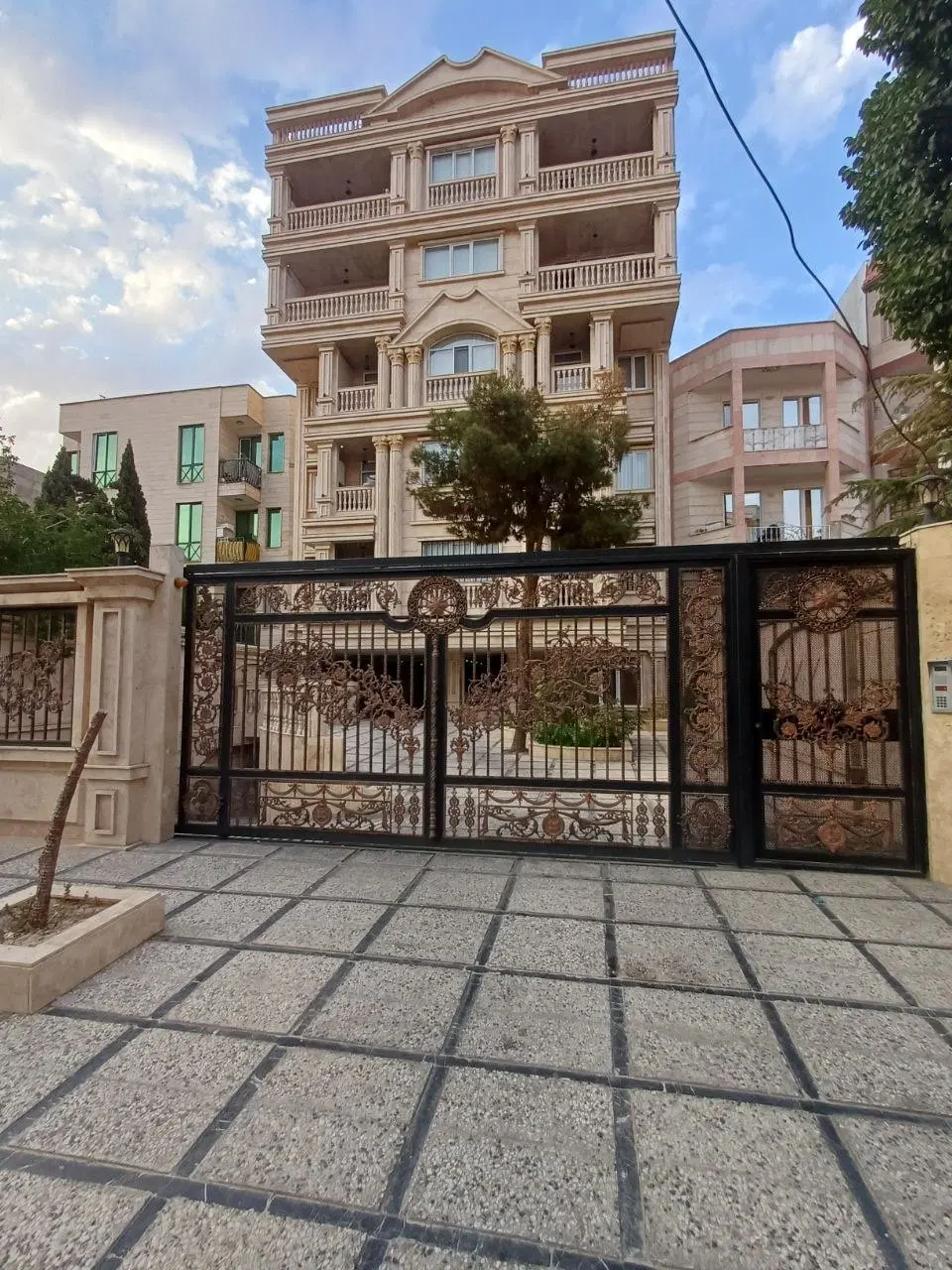 فروش آپارتمان شاخه اصلی