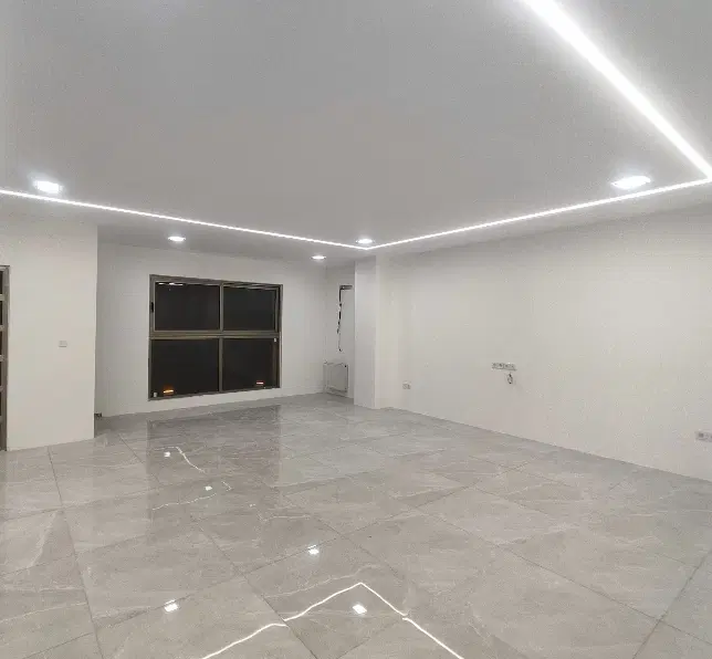 واحد ۱۴۰متری سه خواب خیابان حافظ