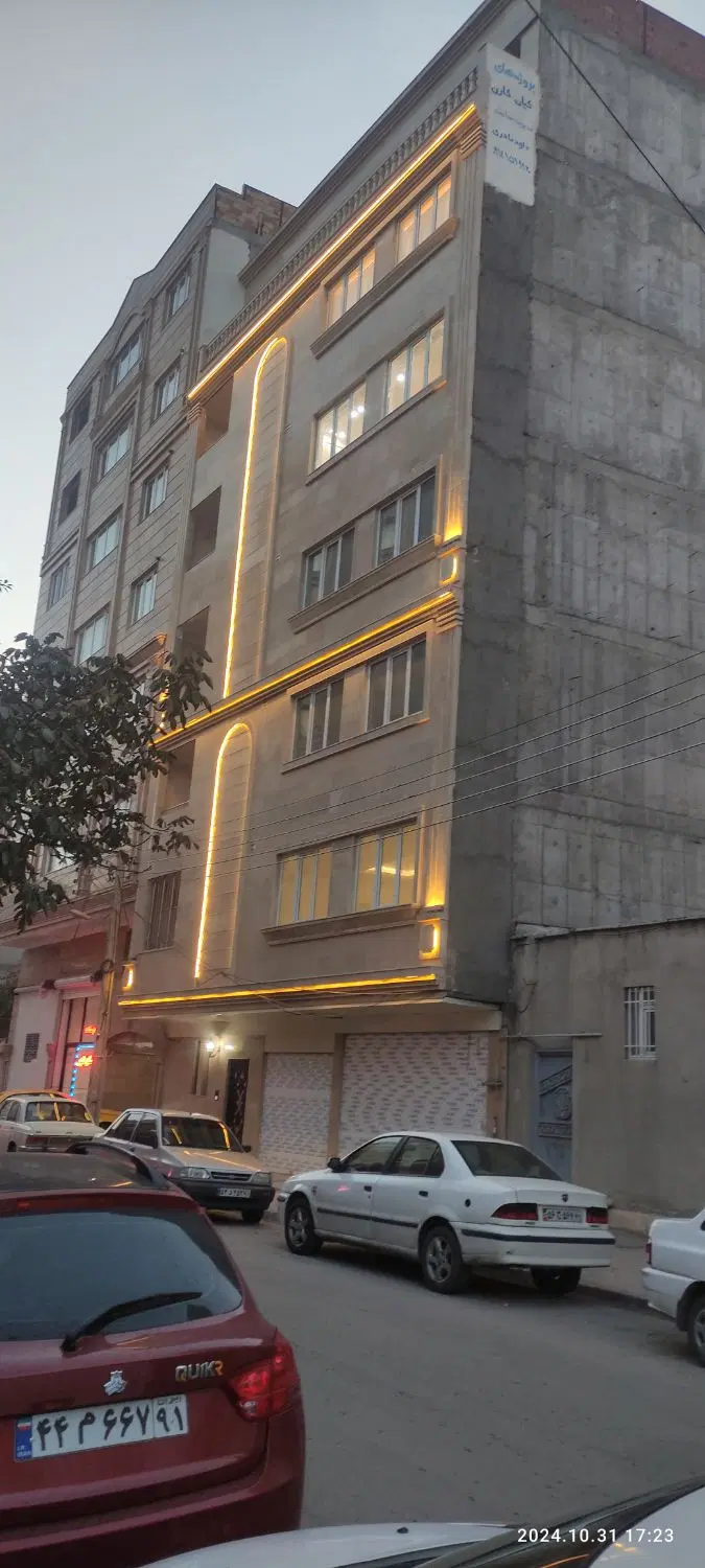 آپارتمان  سه خوابه مرکز شهر