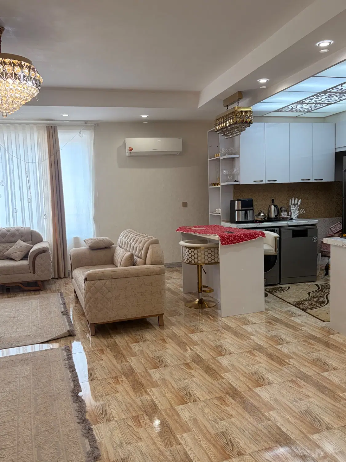 فروش سه خوابه، ۱۲۳ متری