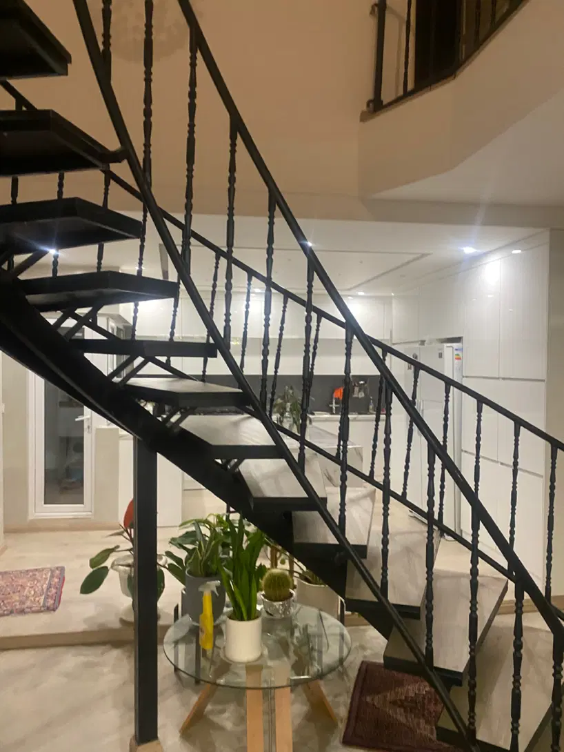 چهار راه ظفریه بر خیابان اصلی