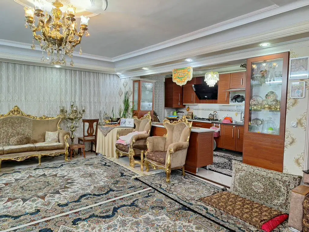 آپارتمان ۱۱۰متری درقیام جنوبی