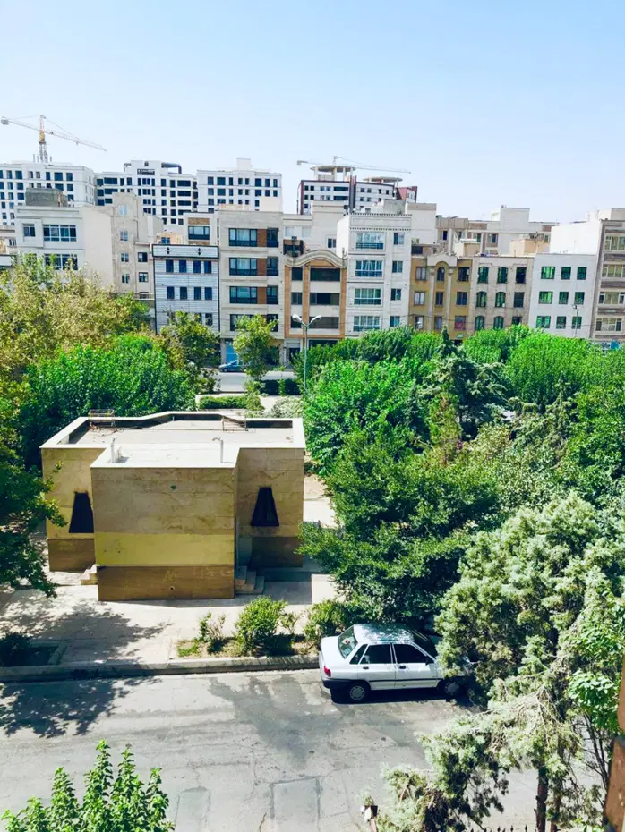 ۱۰۰متر۲خواب دونبش ویو پارک پرده خور_۴ساله_۲پارکینگ