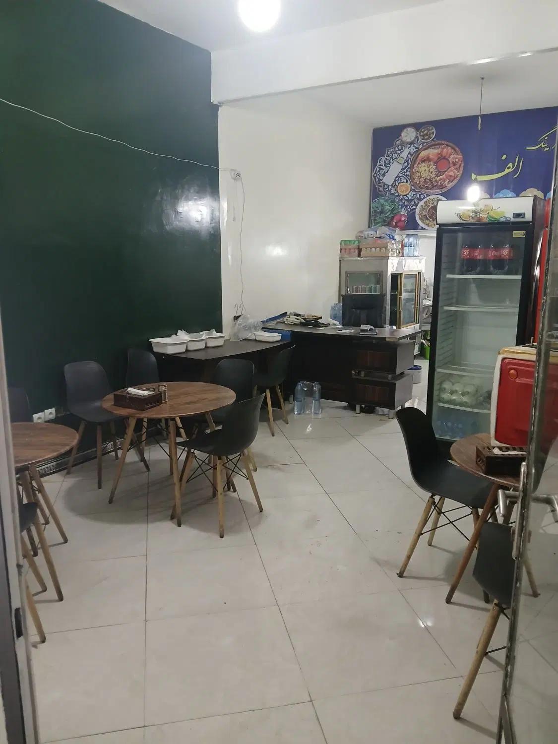 اجاره رستوران بازار آهن شاداباد