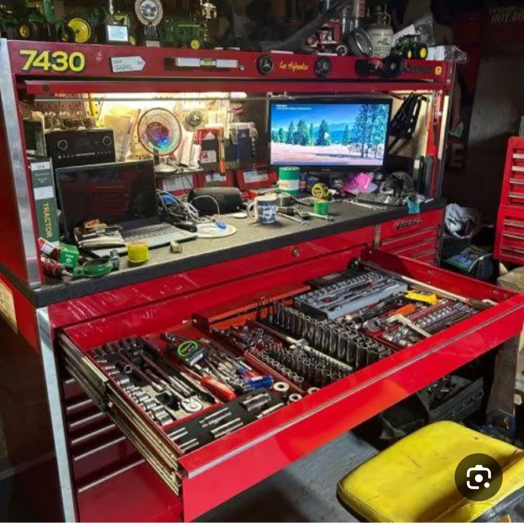 مغازه در ترمینال رهبری