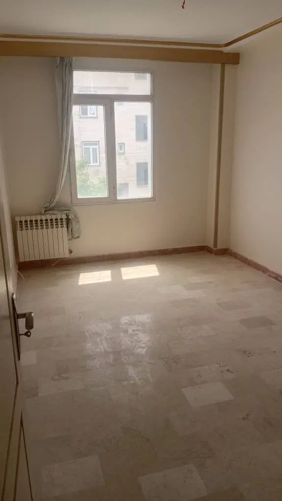 ۶۰ متر با پارکینگ سندی