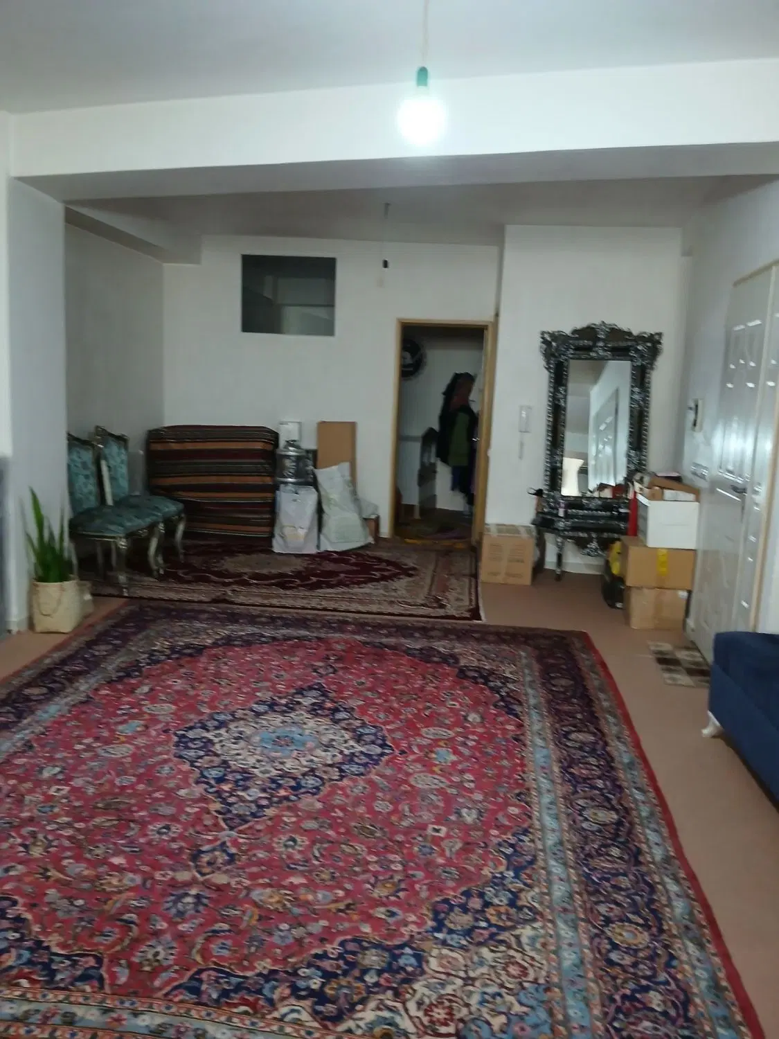 رهن و اجاره آپارتمان در اصمعی بر خیابان