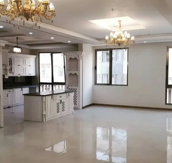 آپارتمان سه خوابه کاشانی روبه پارک ملت