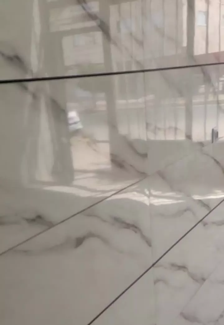 مغازه ۲۸ متری خیابان ۳۵ متری اصلی