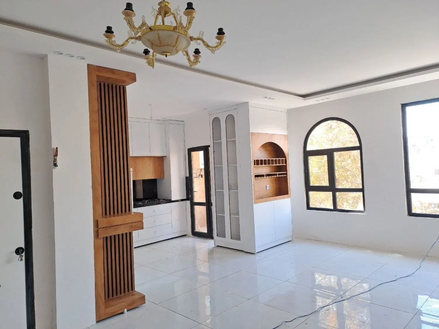 آپارتمان خیام کوی امیر۱۵۰مترمعاوضه باویلایی