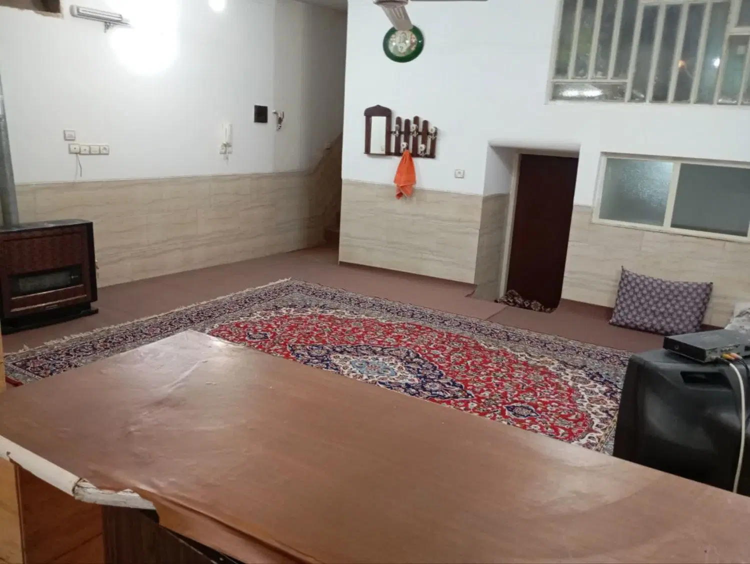 سوئیت دو خوابه نزدیک به بیمارستان و مرکز شهر