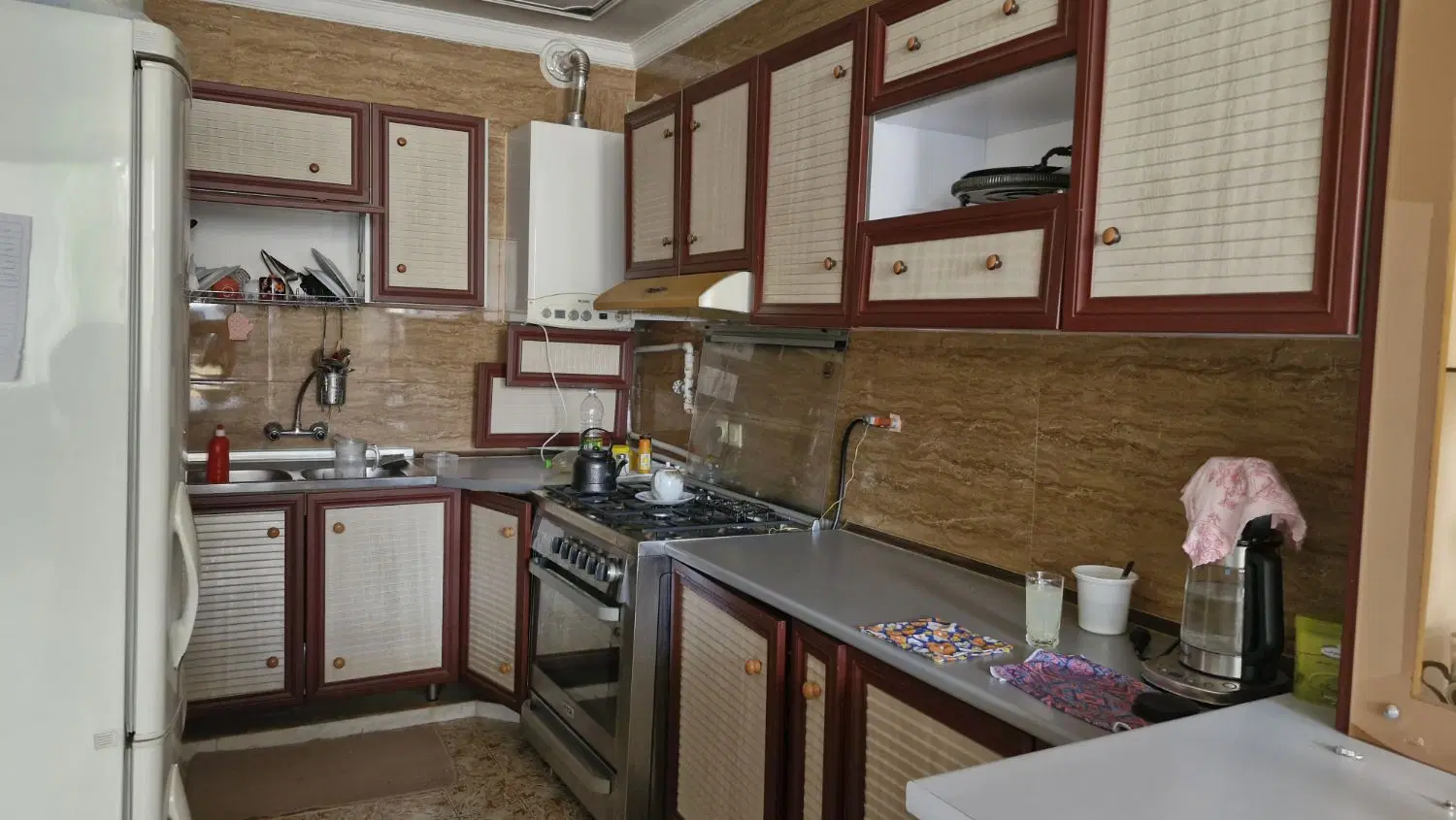 ۱۰۰ متر سجاد _ گرمایش پکیج