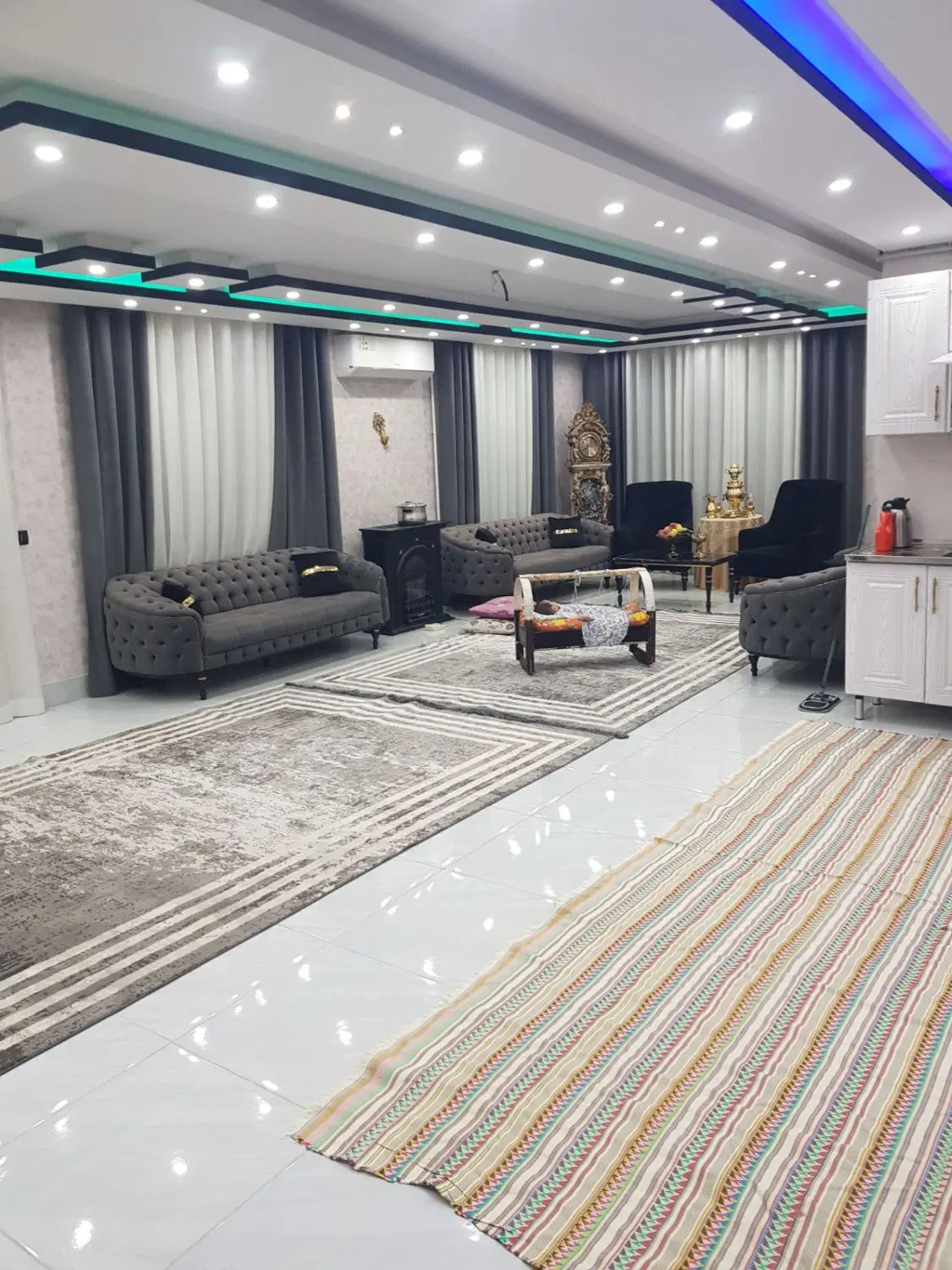 خانه‌تازه‌ساخت‌عباس‌اباد