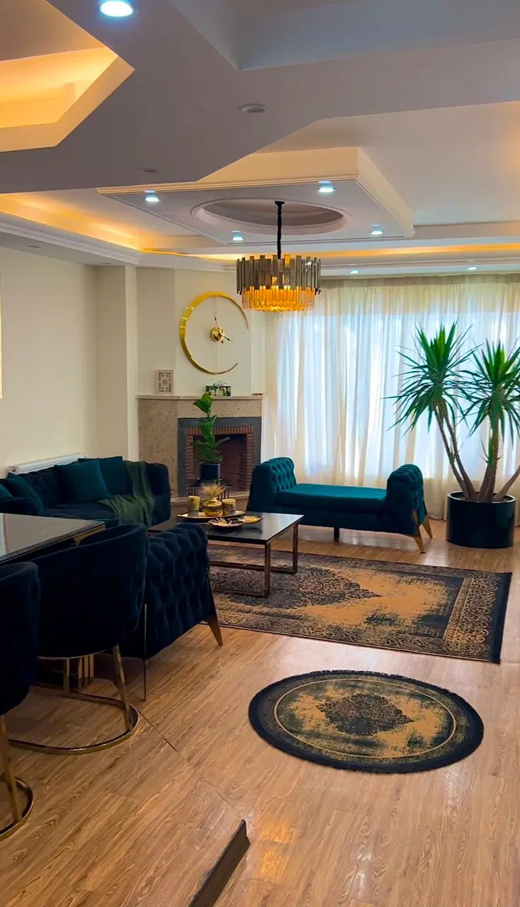 وام دار،سند،رو به آفتاب