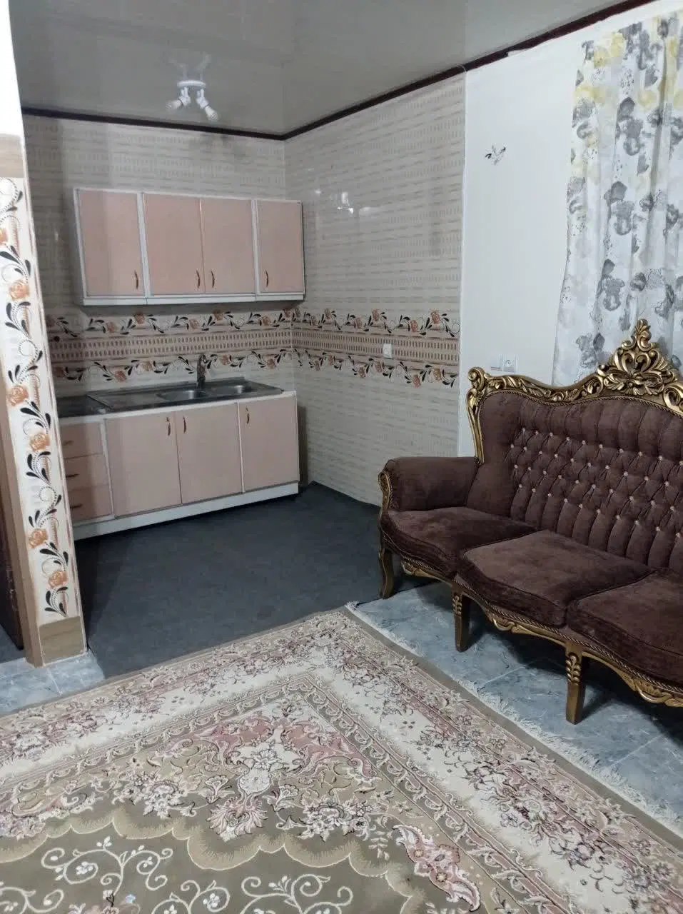 باغ ویلا قلعه سفید