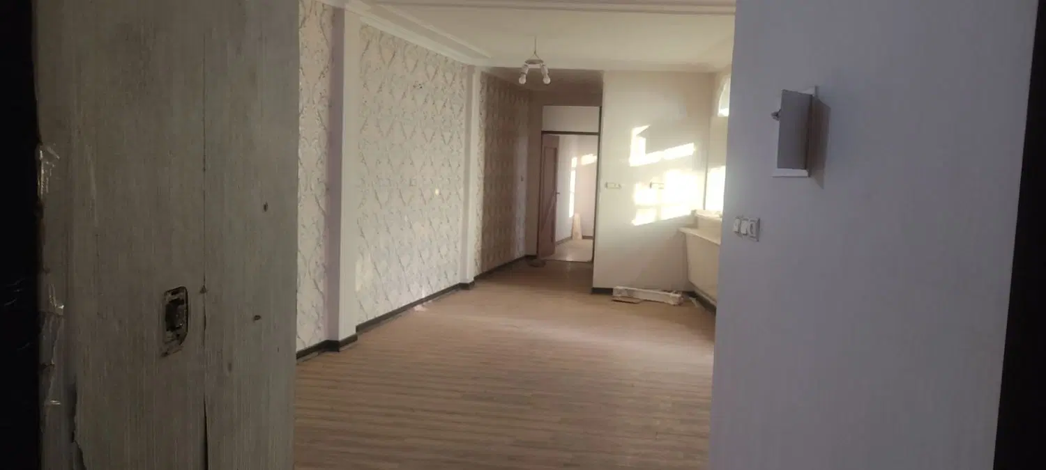 فروش واحد2خواب85مترپلاک یک مرکزشهر(چهارراه فاطمیه)