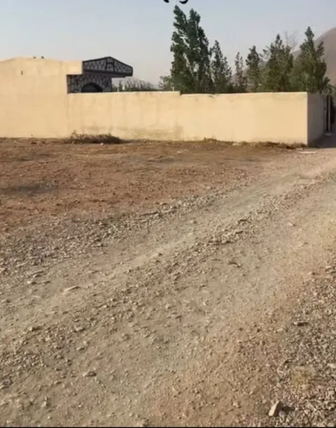 زمین مثلث طلایی