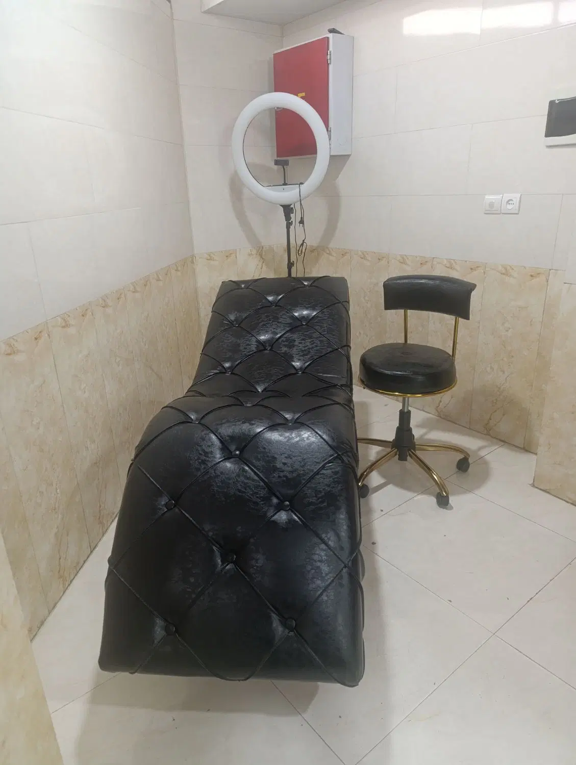 اجاره تخت مژه یا تاتو