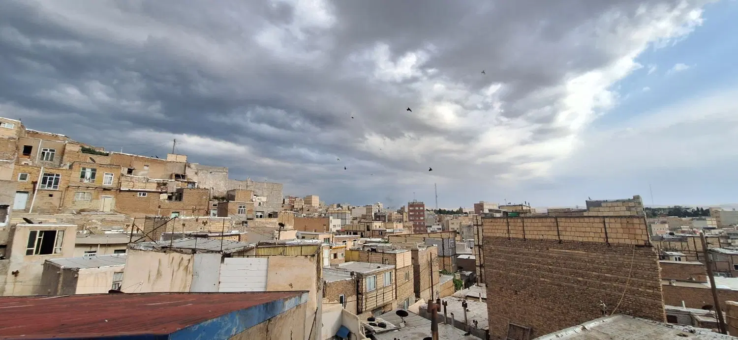 خانه حیاط دار دوطبقه احمد اباد