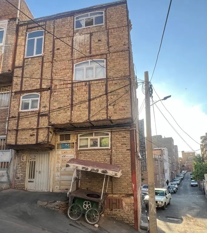 آپارتمان ۴ طبقه شخصی ساز