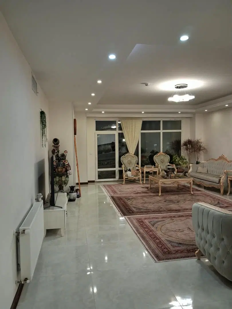 برند زیبا گلستان
