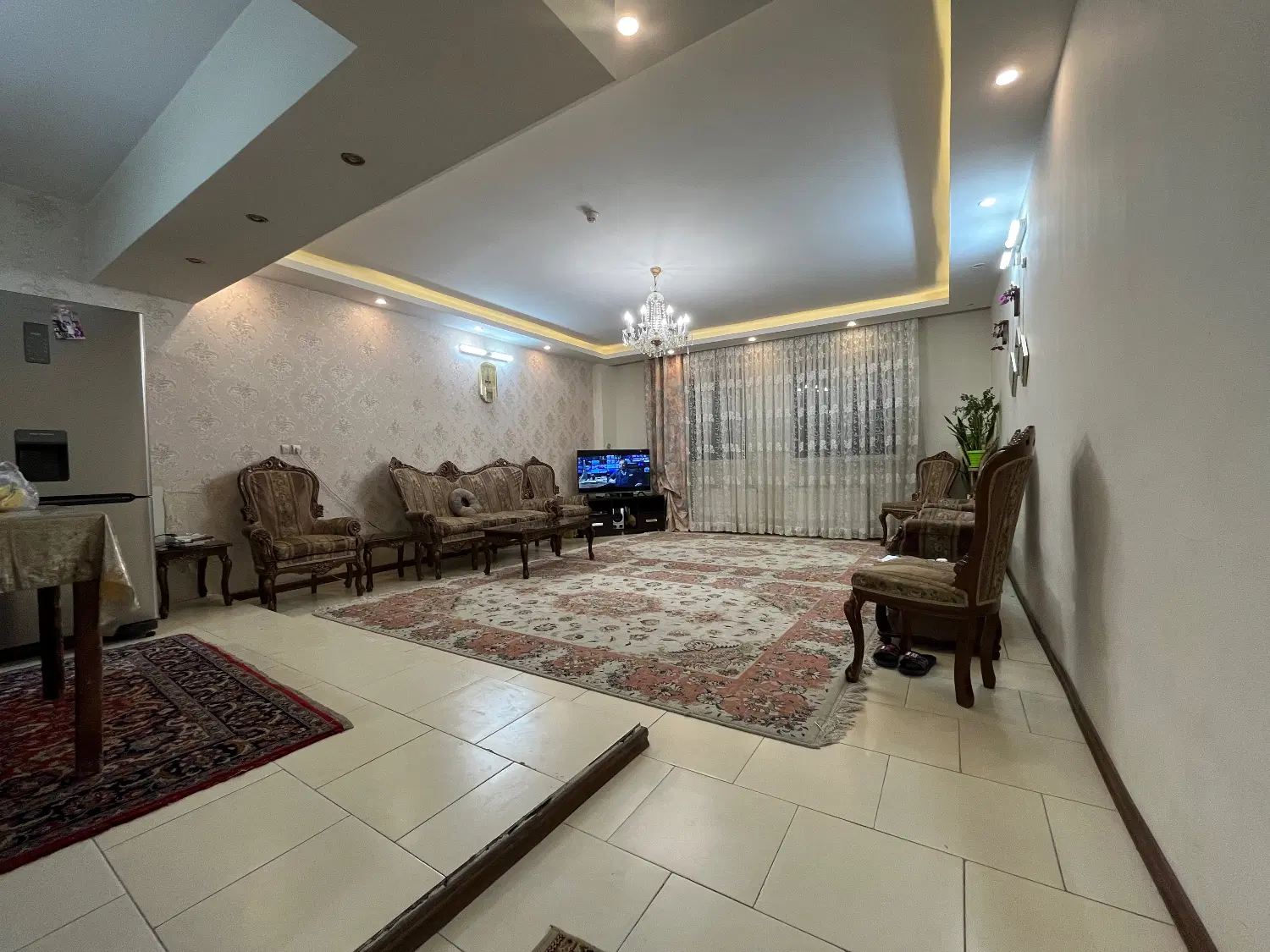 واحد ۱۰۷ متری رحمانیه ۲۹ (اکبر ذوقی)