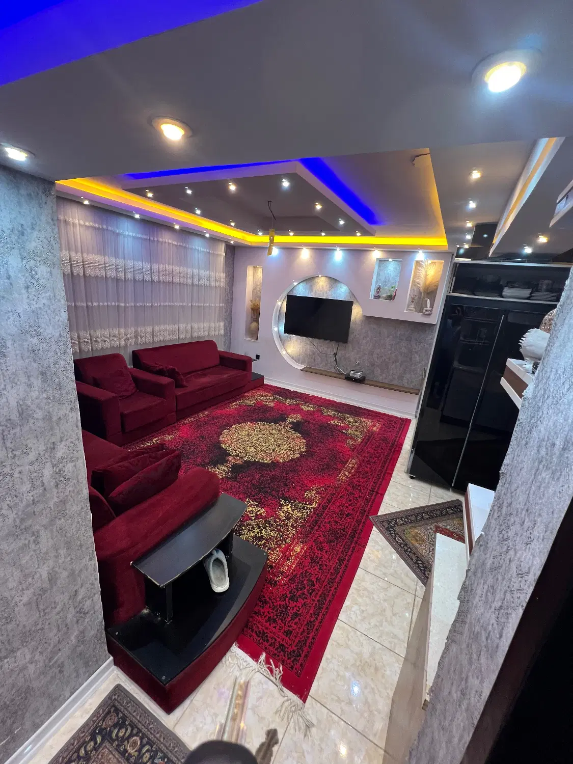 آپارتمان دو خوابه در چهارراه دهخدا صدرا