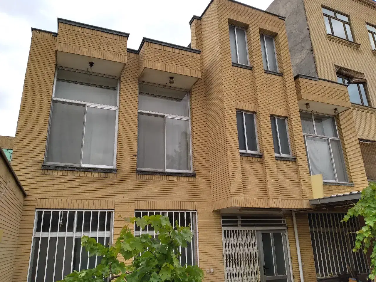 ویلایی ۳۲۰متر ارغوان