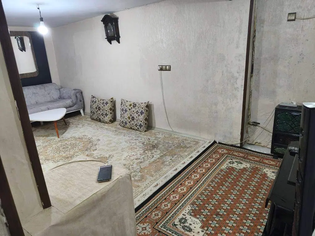 ملک کلنگی دو طبقه بازسازی شده قابل تهاتر