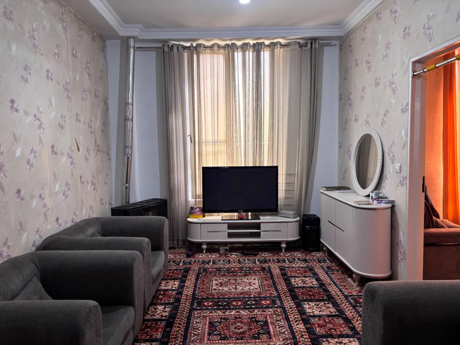اجاره آپارتمان ۵۰ متری روبه آفتاب شهرک سینا
