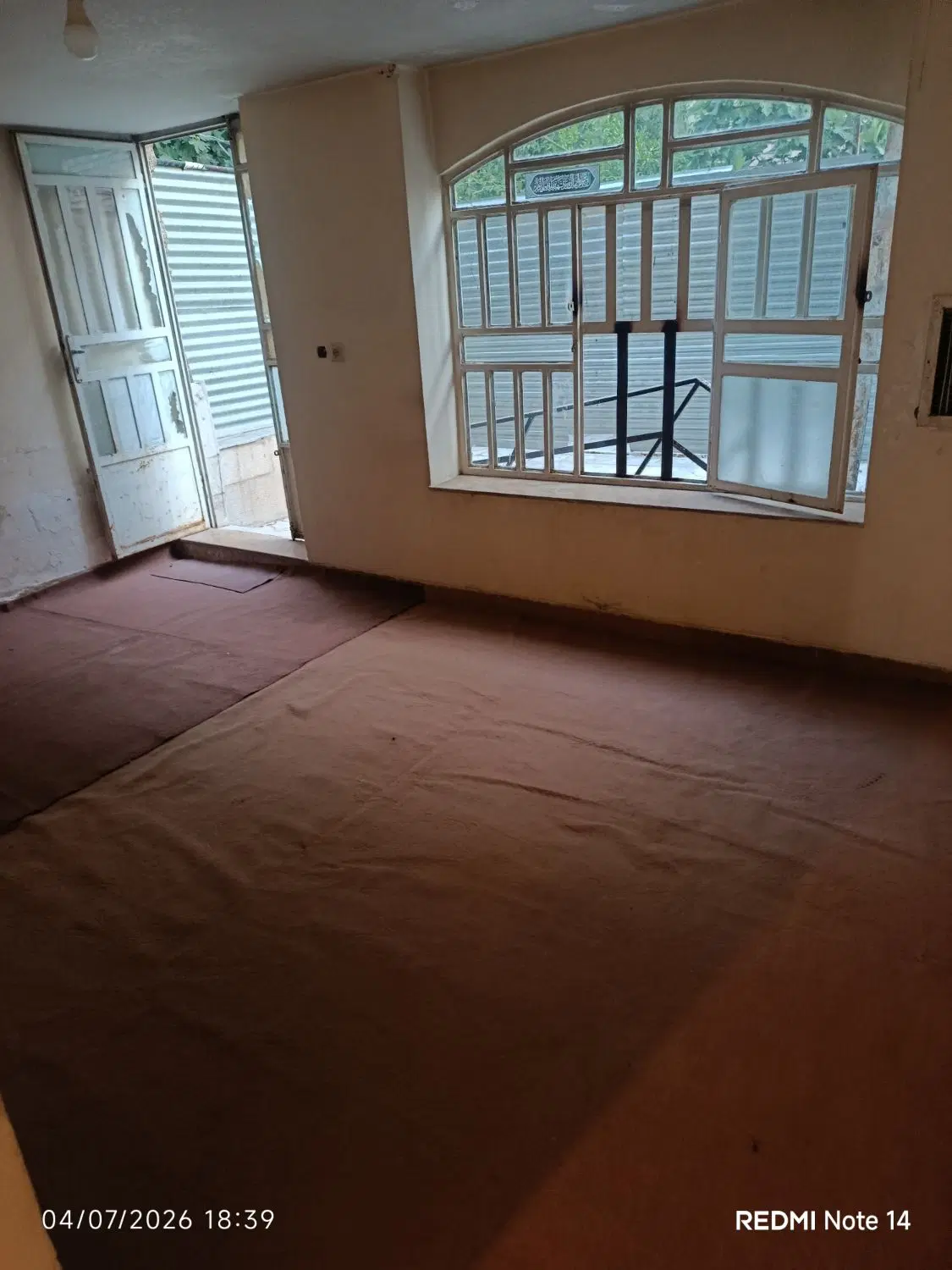 اجاره پارکینگ 63متری