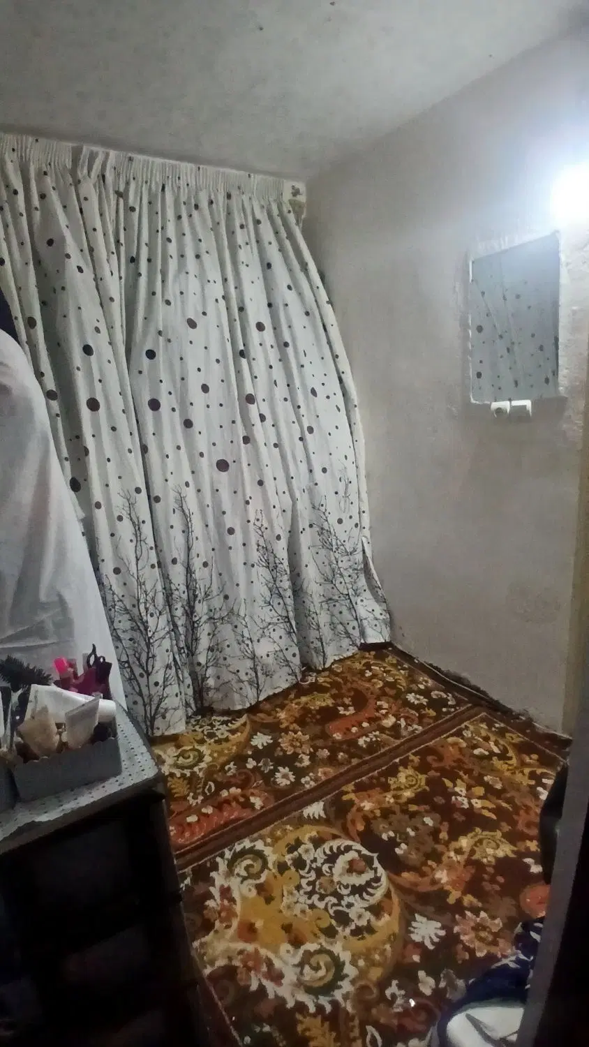 خانه ۸۰ متری در حصار