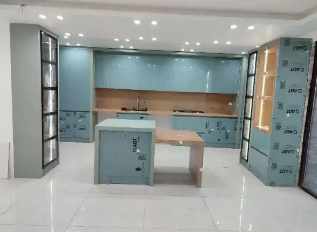 فروش فوری_سه خواب ویلایی_فول امکانات_برخیابان اصلی