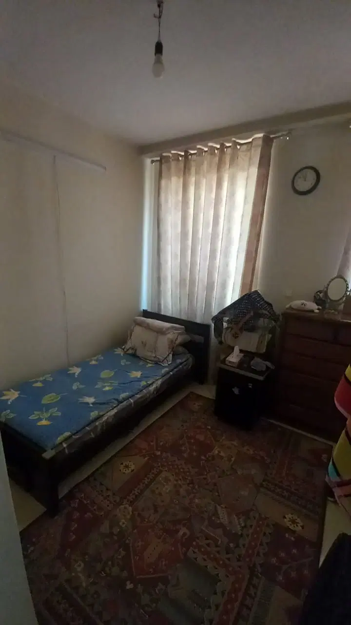 ۵۷ متر
