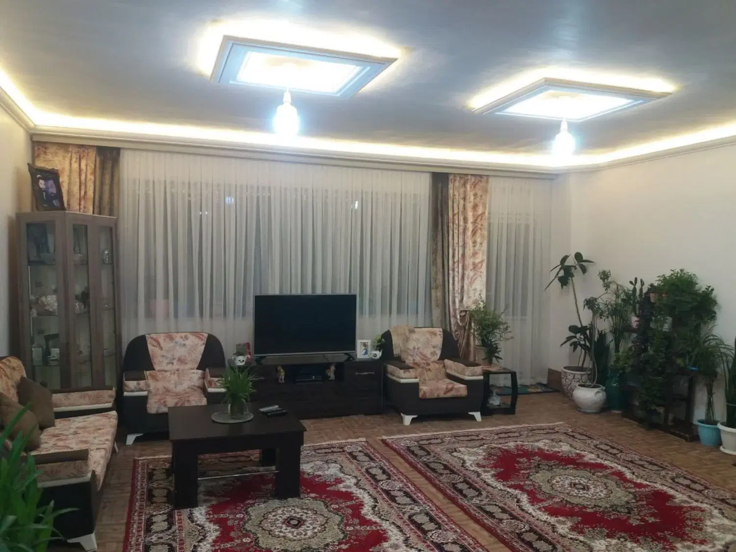 فروش خانه ۱۵۰ متری دردین پرست کوچه بهداشت بامجوز