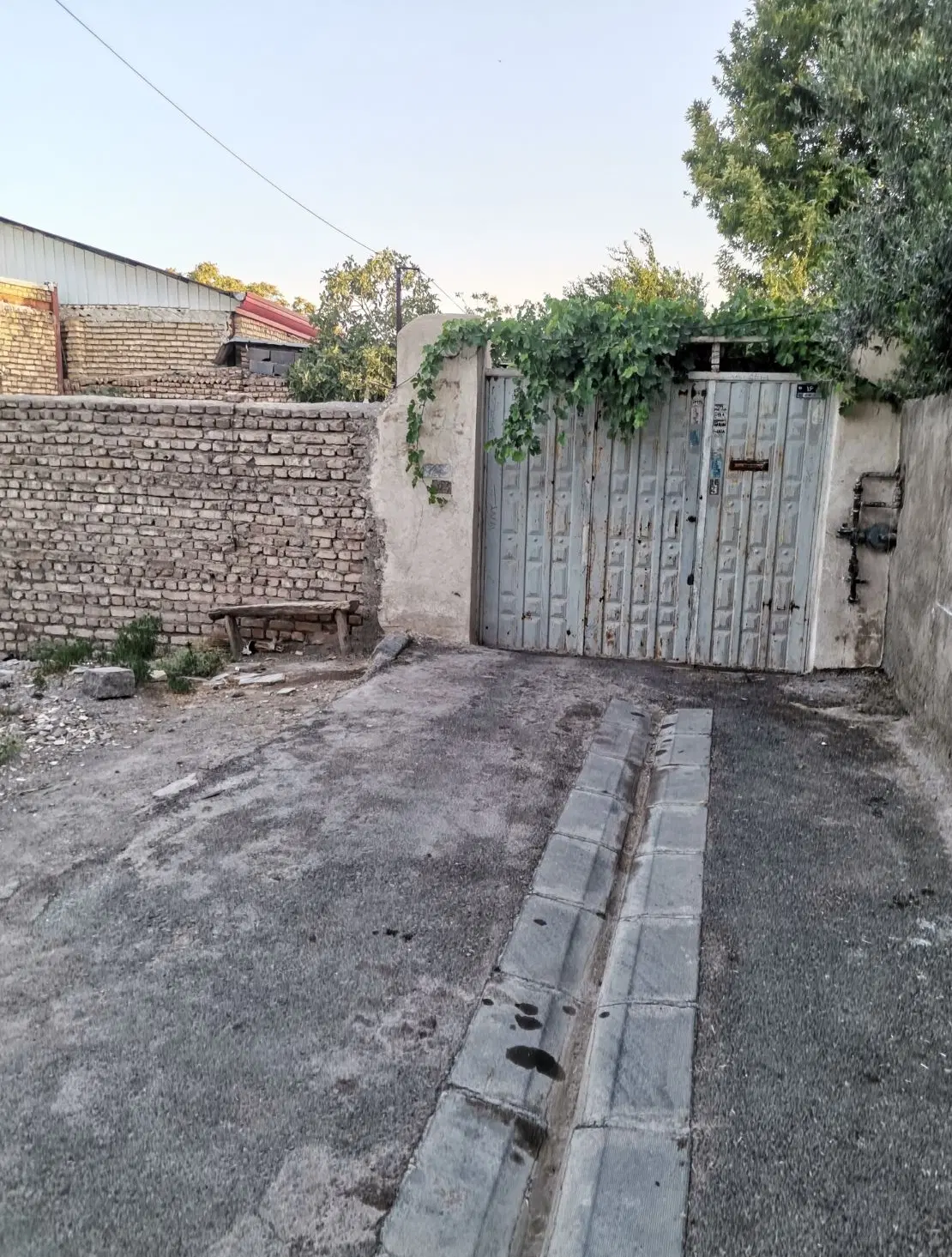 زمین مسکونی. خانه سندتک برگ.