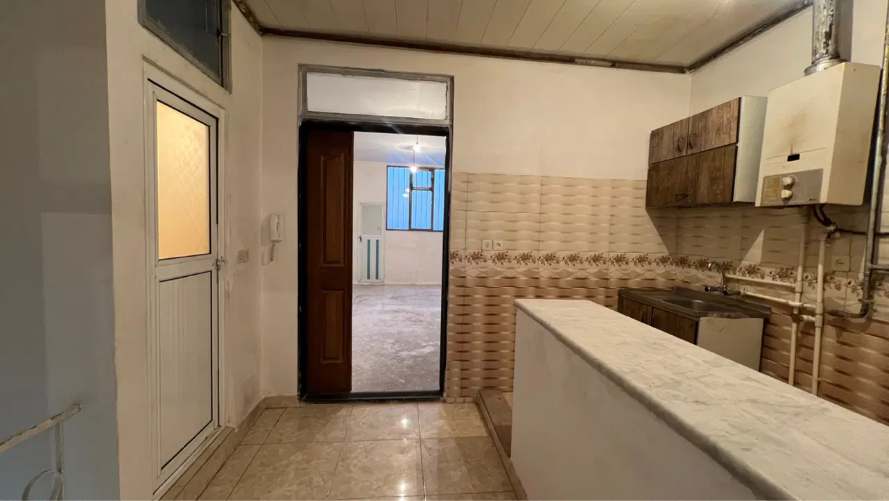 خانه آپارتمانی رو به پارک _ دنج و خوش‌نور