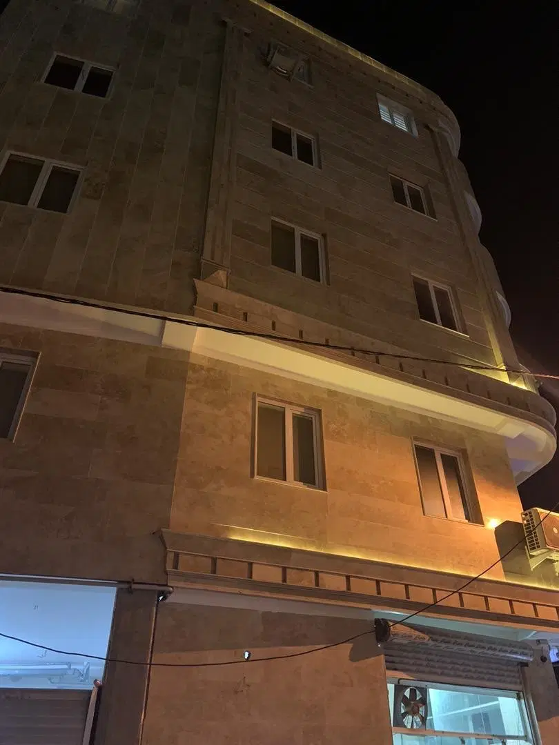 فروش آپارتمان ۱۳۰ متری