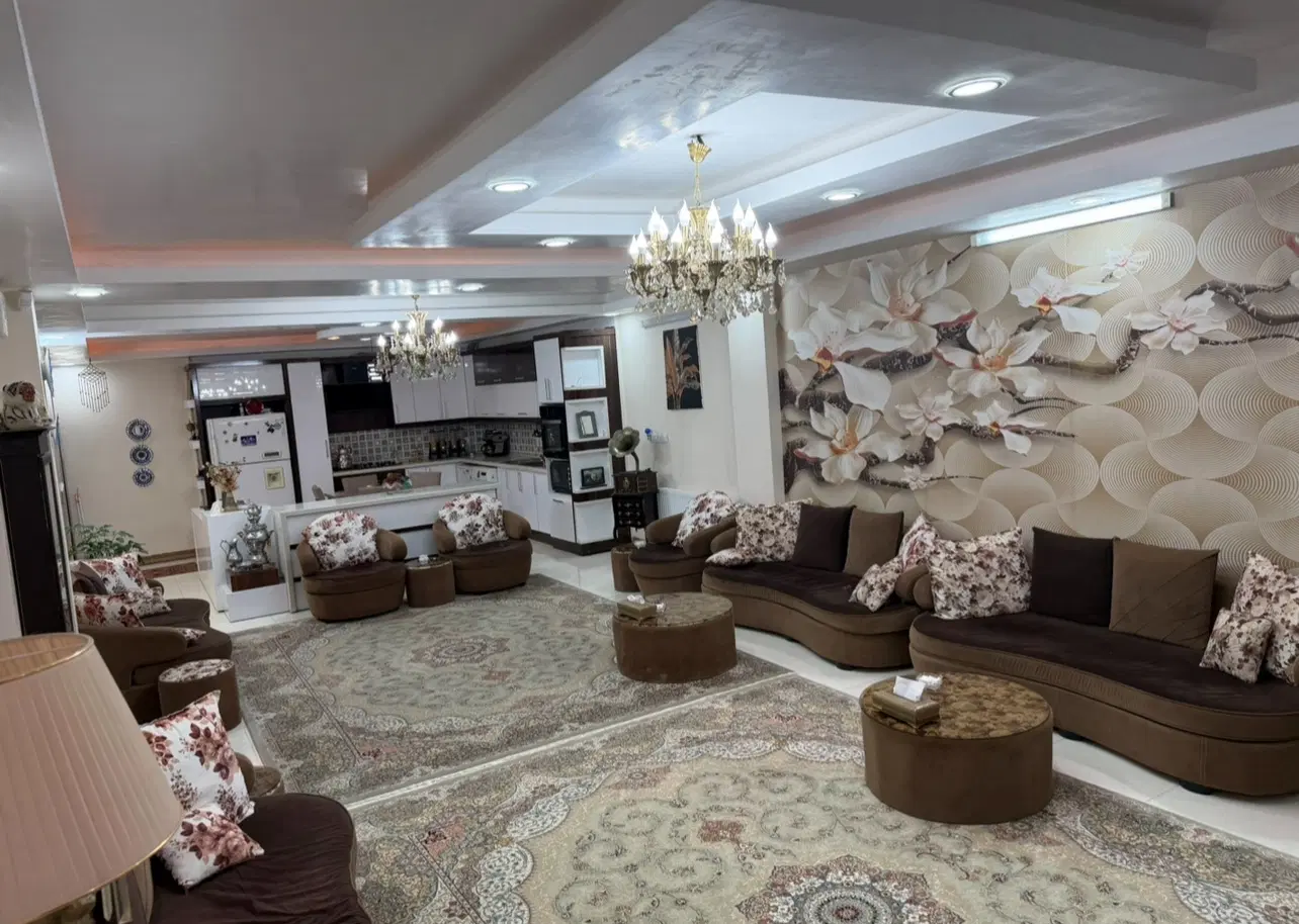 آپارتمان سه خواب لوکس