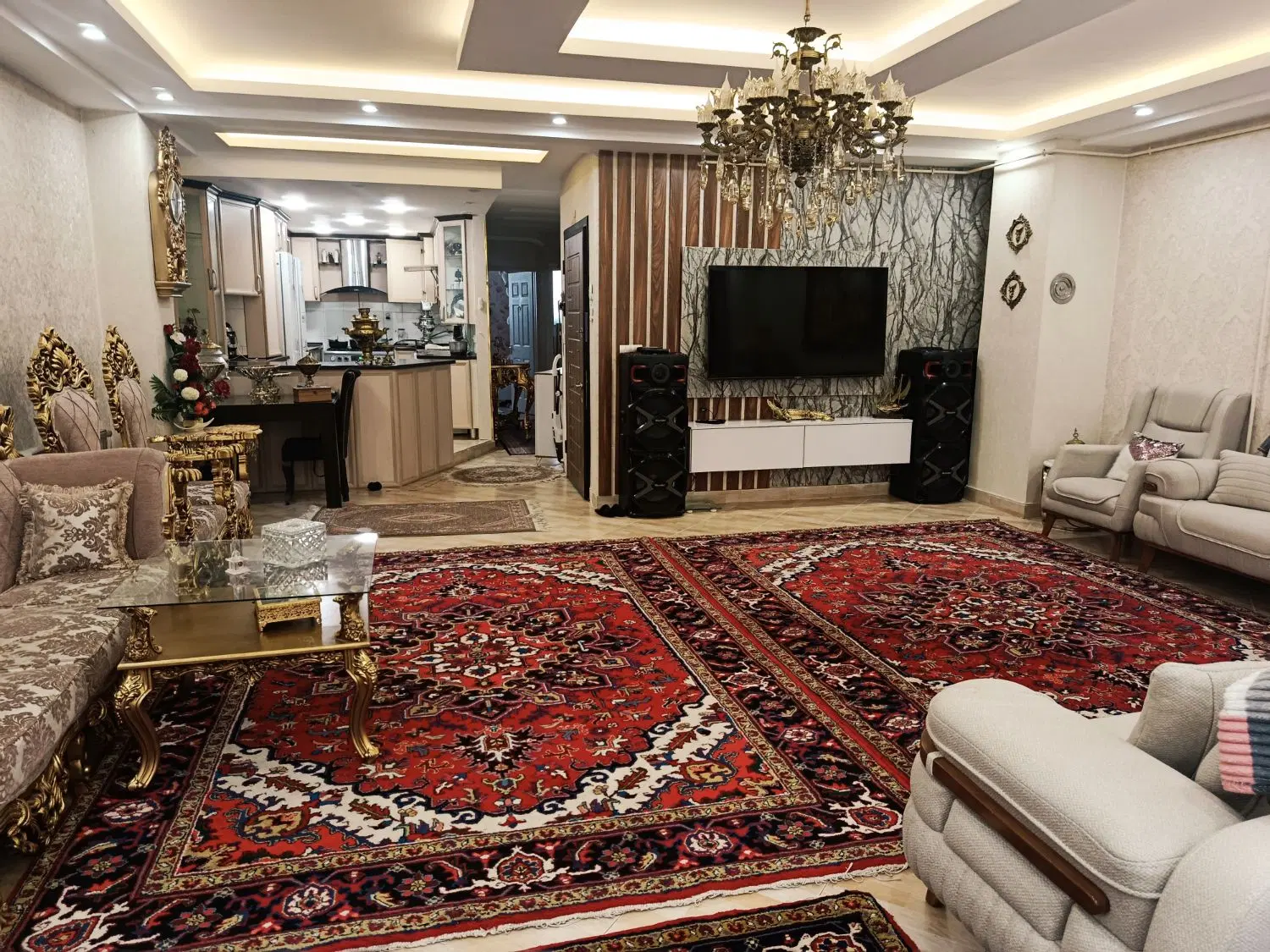 آپارتمان باغمیشه،نصر