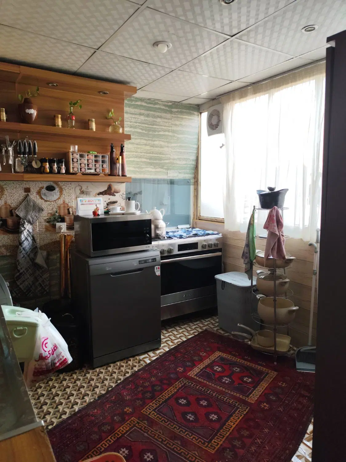 خونه ویلایی سه طبقه مستقل