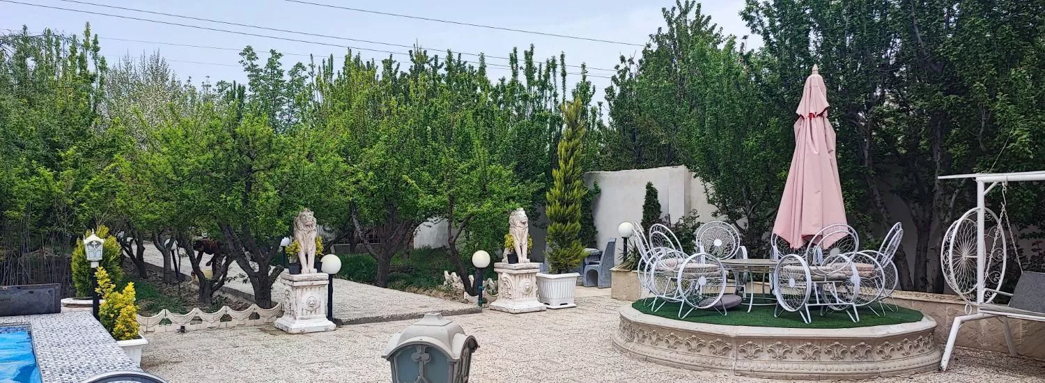 اجاره باغ ویلا روزانه‌ای جای دنج چهار باغ