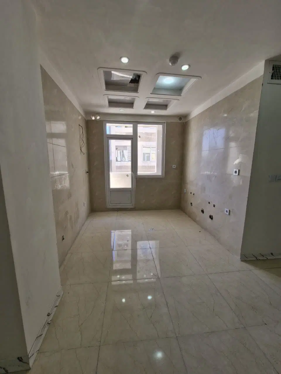 آپارتمان نوسازکلیدنخورده۷۵متری