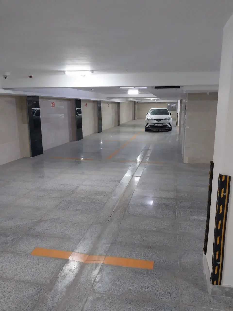 اجاره دفترکار۶۰ متری  فردوسی خیابان آمادگاه