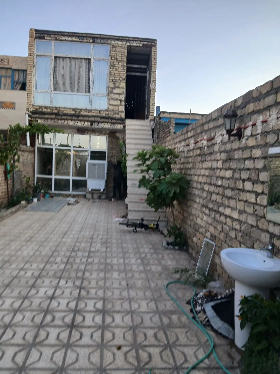 منزل فروشی یک طبقه ونیم کشمیری ۳