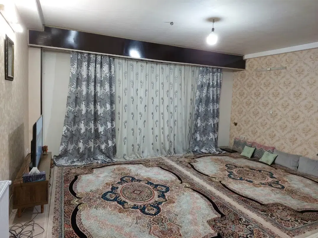 ۹۰ متر پردیسان فول امکانات پارکینگ اختصاصی