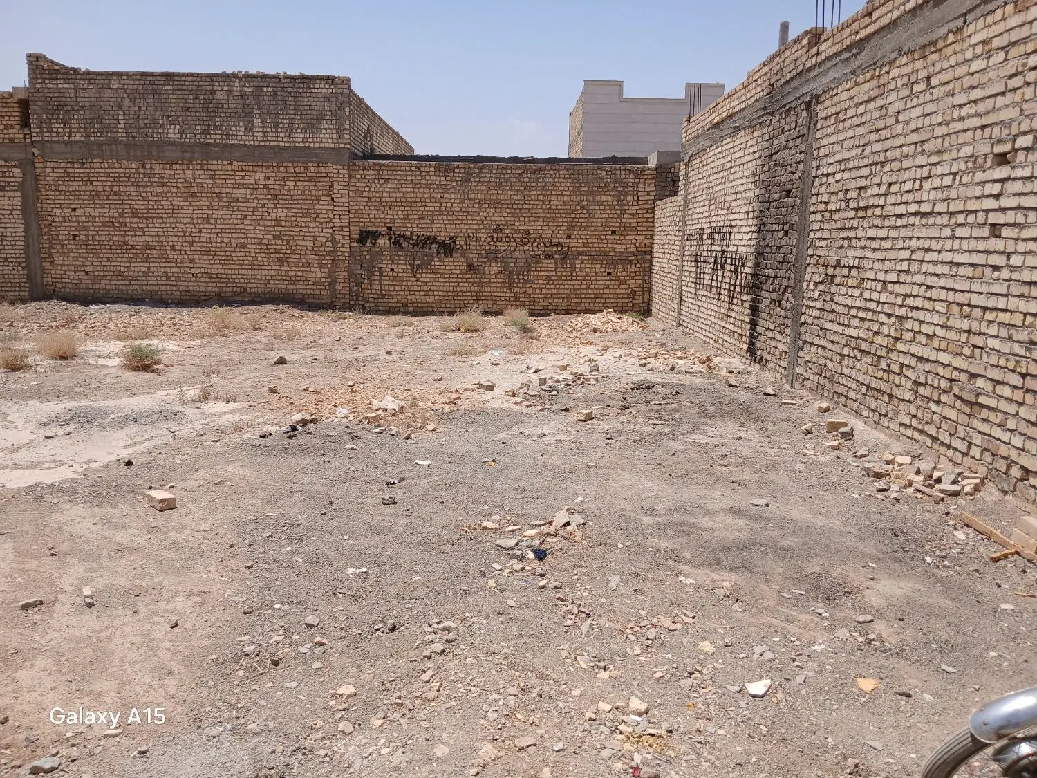 زمین فروشی زمین ۱۲۱متر
